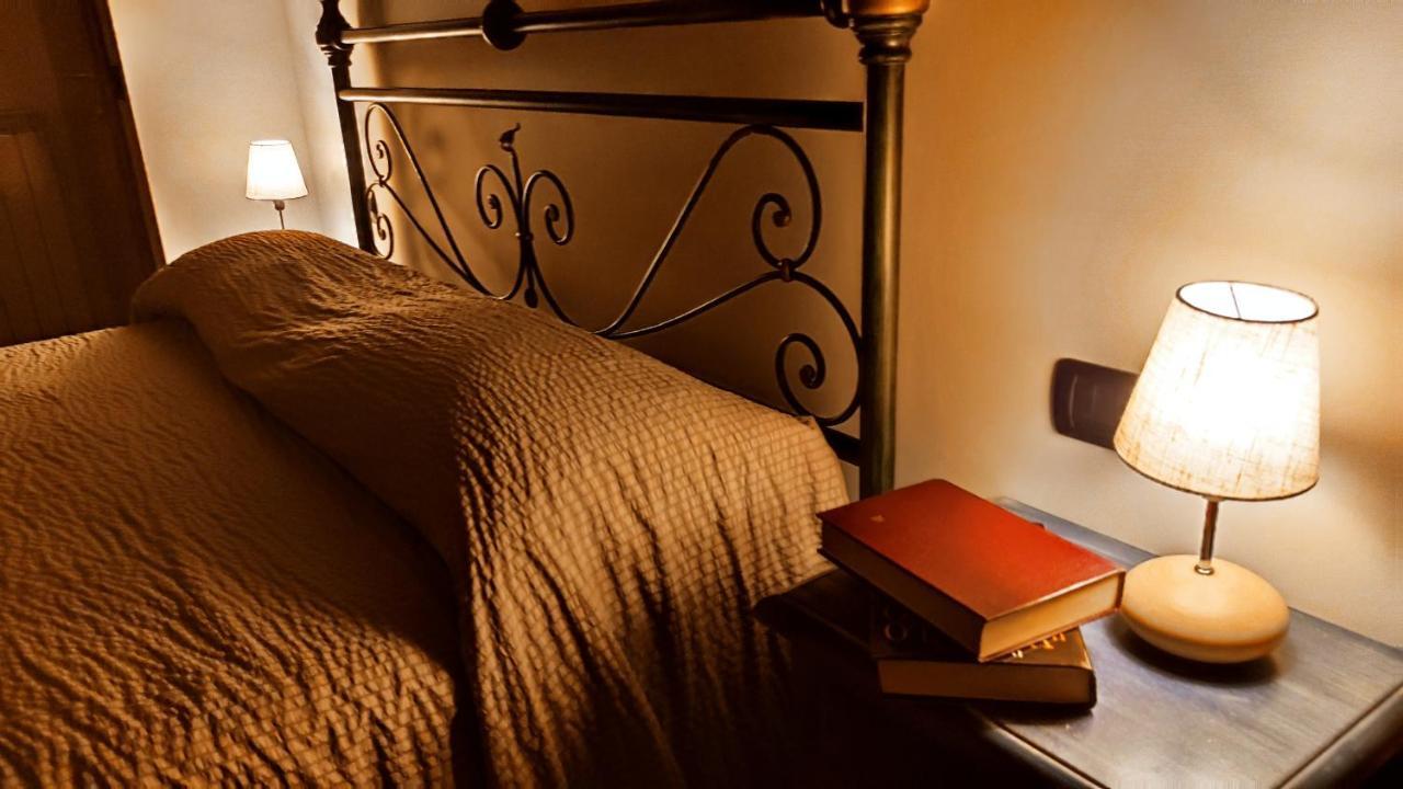 A 2 Passi dal Lago - Guest House e B&B Grotte di Castro Extérieur photo