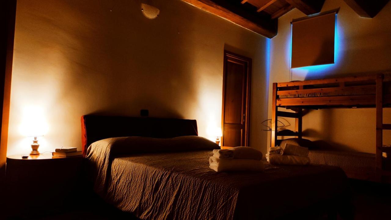 A 2 Passi dal Lago - Guest House e B&B Grotte di Castro Extérieur photo